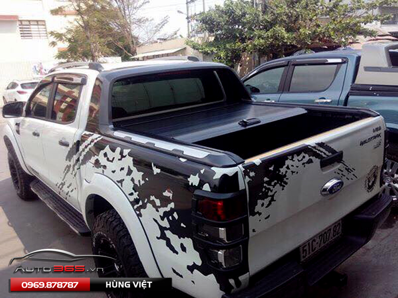 Lắp đặt đồ chơi ford ranger tăng độ hầm hố
